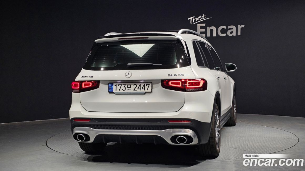 Mercedes-Benz GLB-Class AMG GLB35 4MATIC, 2023