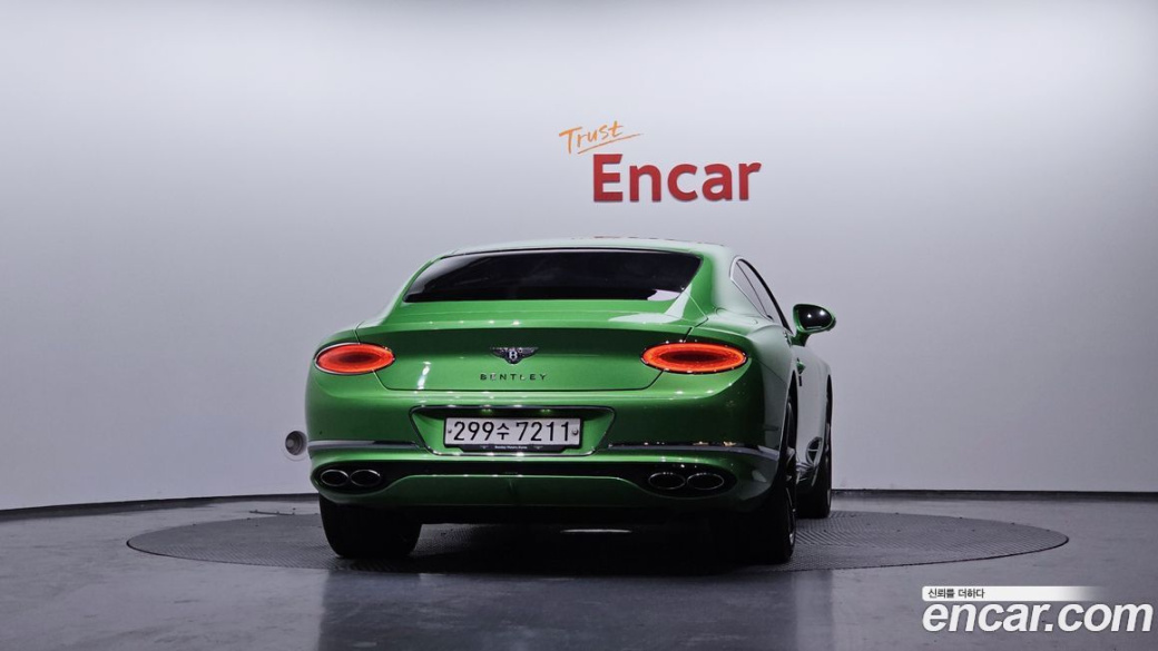 Bentley Continental 4.0 GT, 2022
