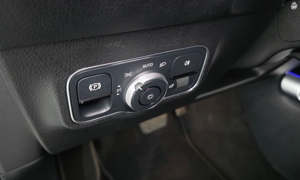 Mercedes-Benz GLB-Class GLB200 d, 2023