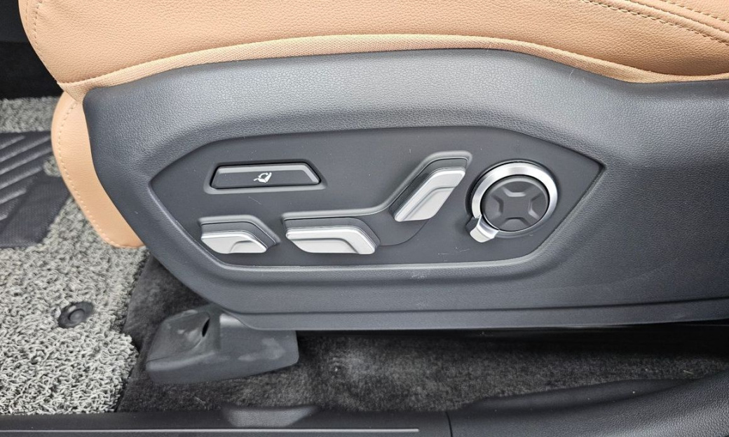 Hyundai Santafe Gasoline 2.5T 4WD, 2026