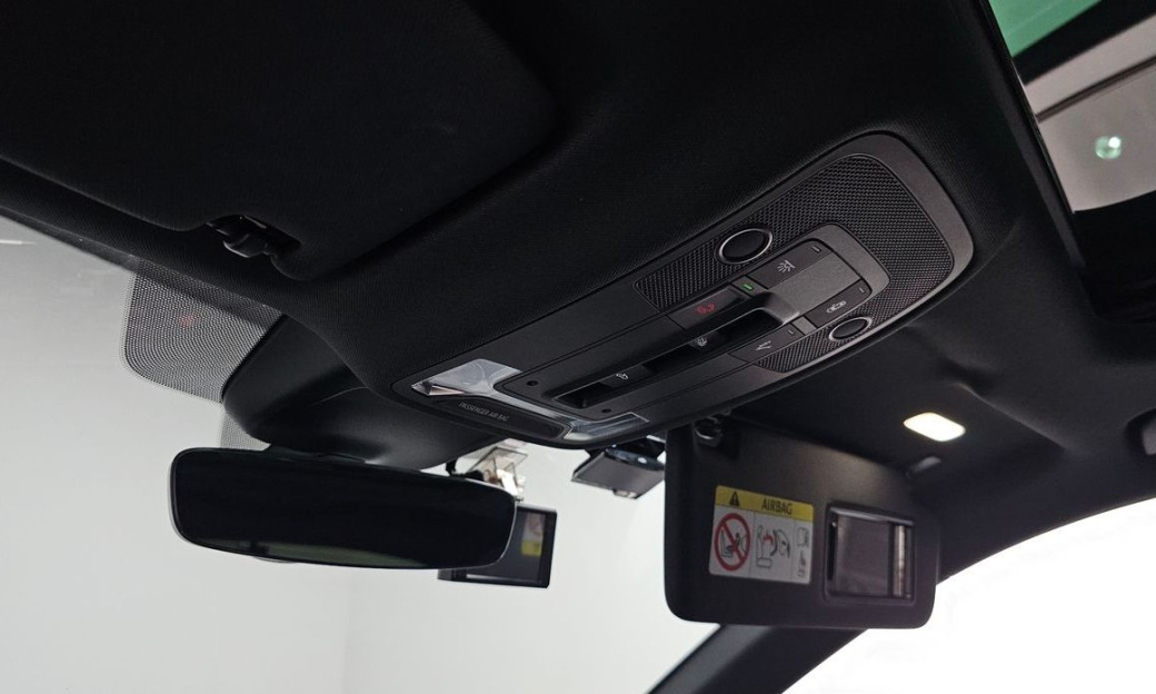 Audi Q3 35 TDI Premium, 2025