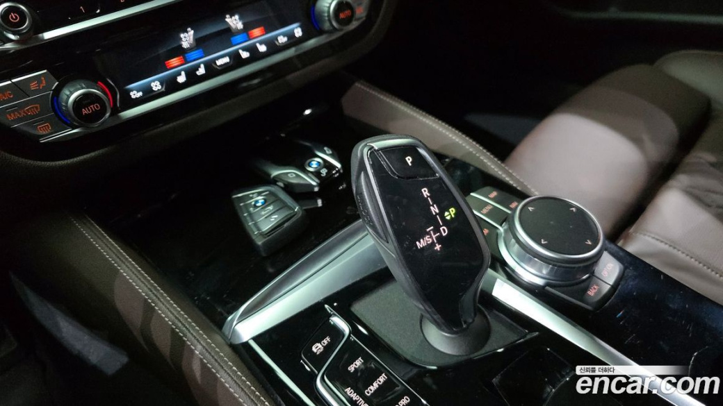 BMW 5-Series M550i xDrive, 2022
