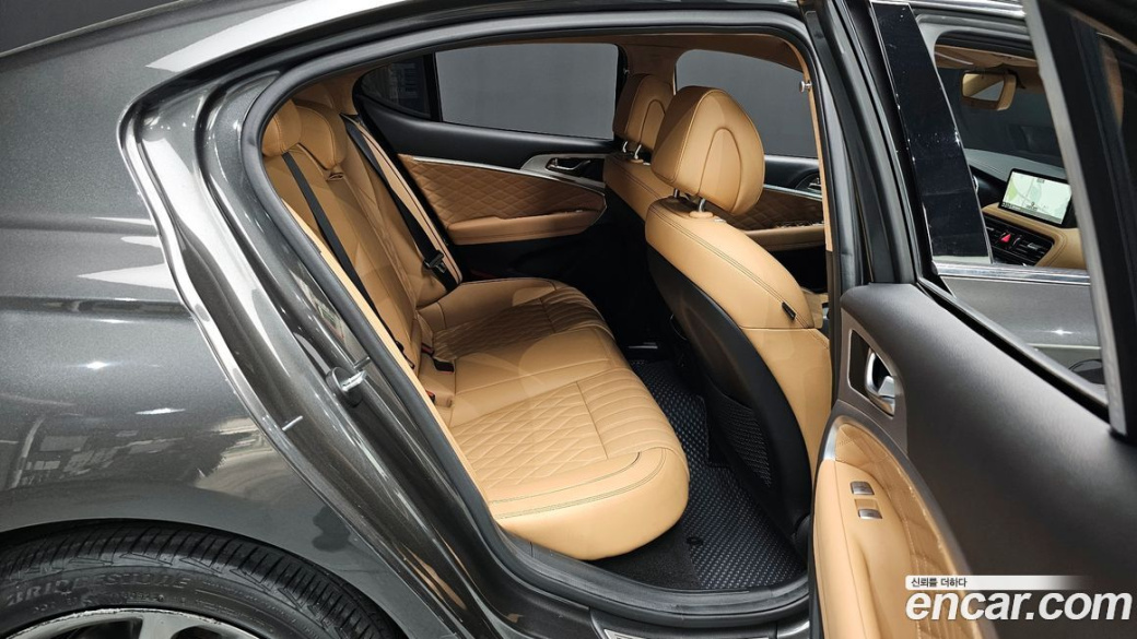 Genesis G70 Gasoline 2.0T 2WD, 2023
