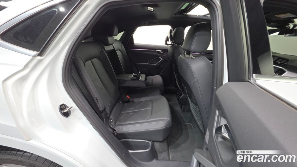 Audi Q3 35 TDI Premium Sportback, 2022