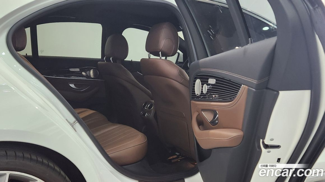Mercedes-Benz E-Class E450 4MATIC Exclusive, 2021