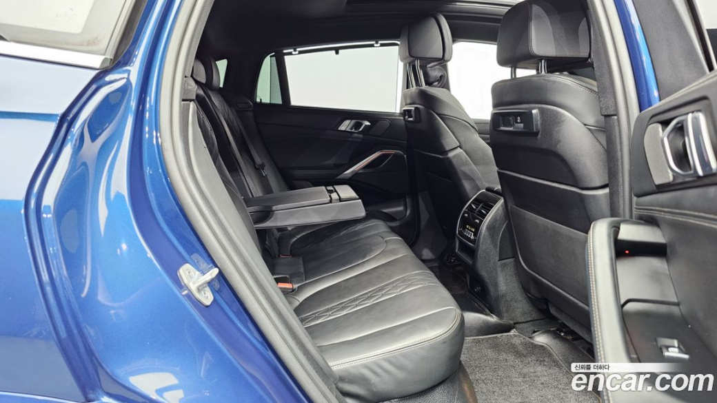 BMW X6 xDrive40i M Sport, 2023