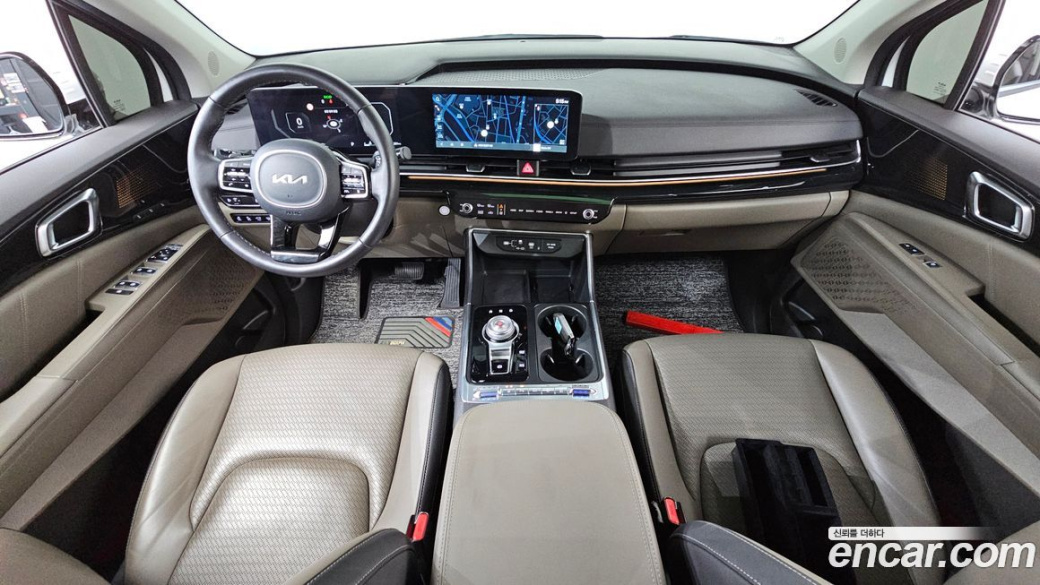 Kia Carnival 9-Seater Signature, 2025