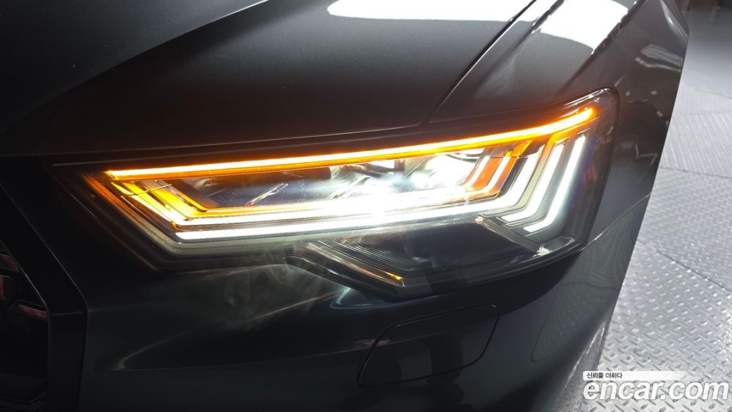 Audi A6 45 TFSI Quattro Premium, 2025