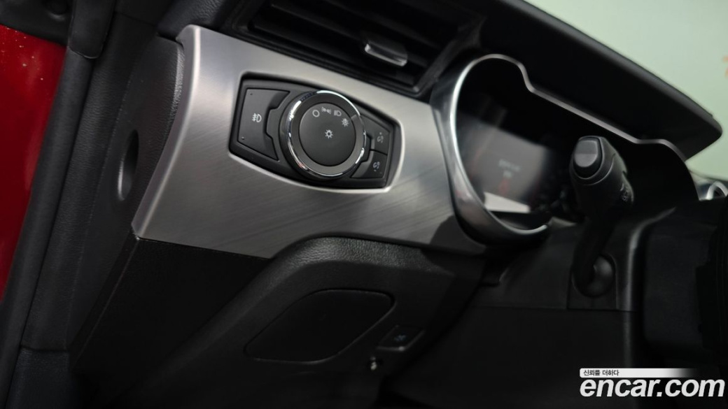 Ford Mustang Coupe, 2023
