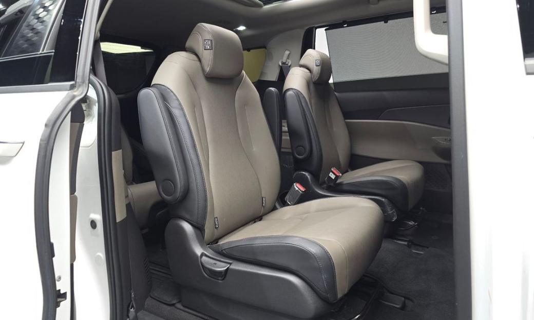 Kia Carnival 9-Seater Noblesse, 2025