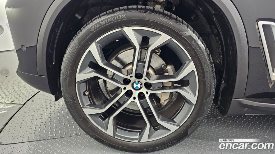 BMW X5 xDrive 40i xLine, 2023