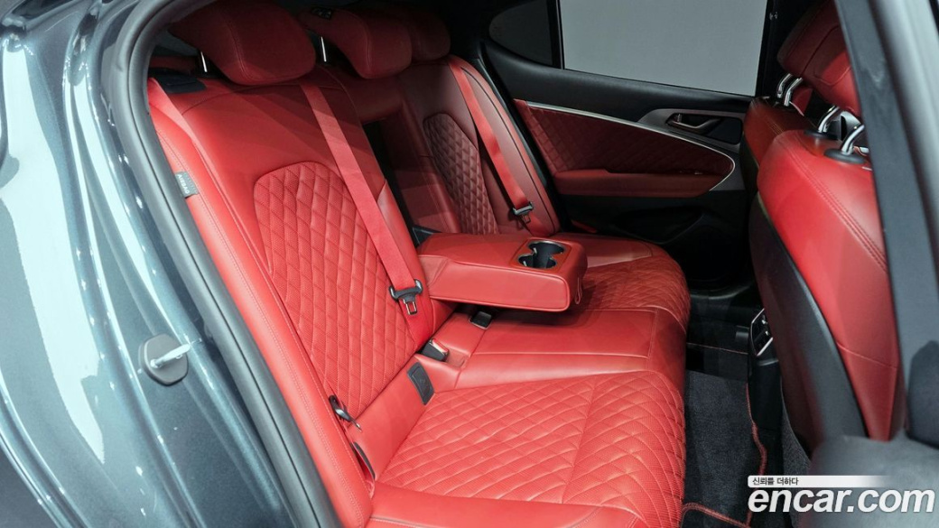 Genesis G70 Gasoline 2.5T 4WD, 2024