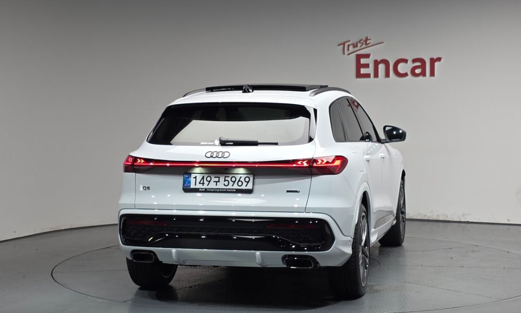 Audi Q5 45 TFSI Quattro S Line Black Ediiton, 2025