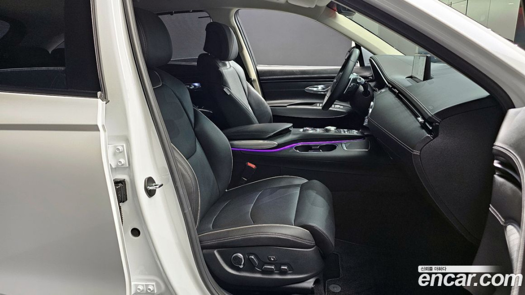 Genesis GV70 2.5T Gasoline AWD, 2024
