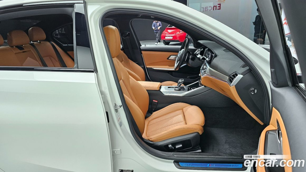 BMW 3-Series 320i M Sport, 2022