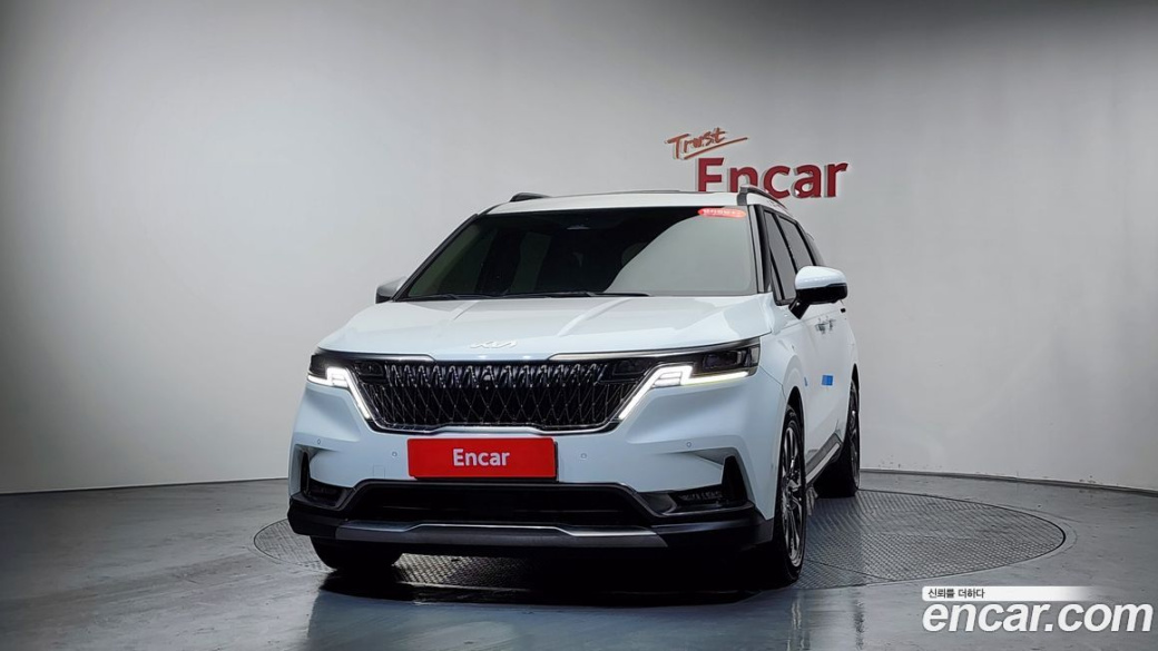 Kia Carnival 9-Seater Signature, 2023