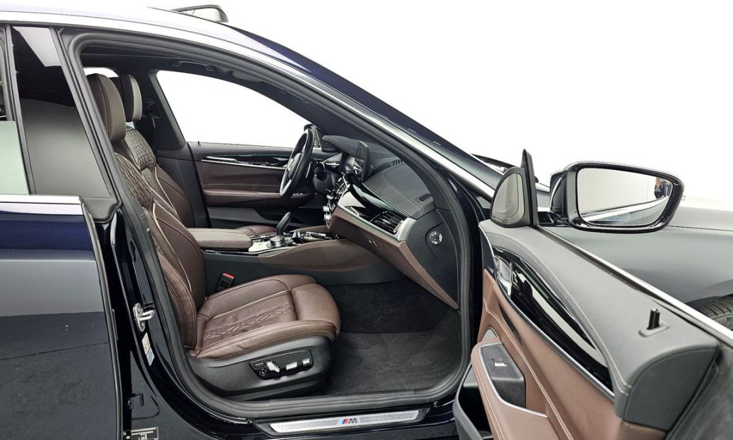 BMW Gran Turismo 630i xDrive M Sport, 2022