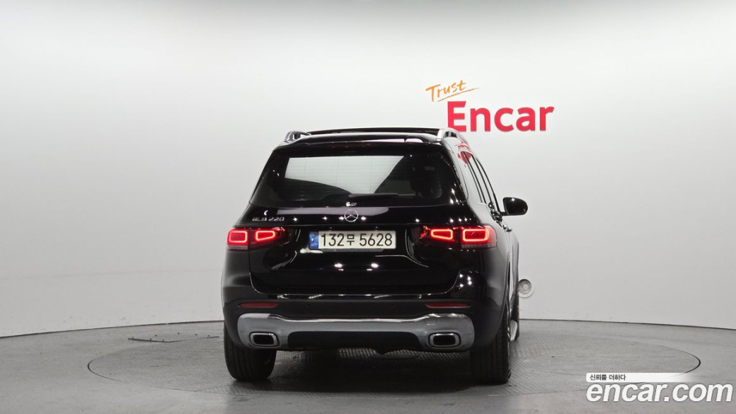 Mercedes-Benz GLB-Class GLB220, 2021