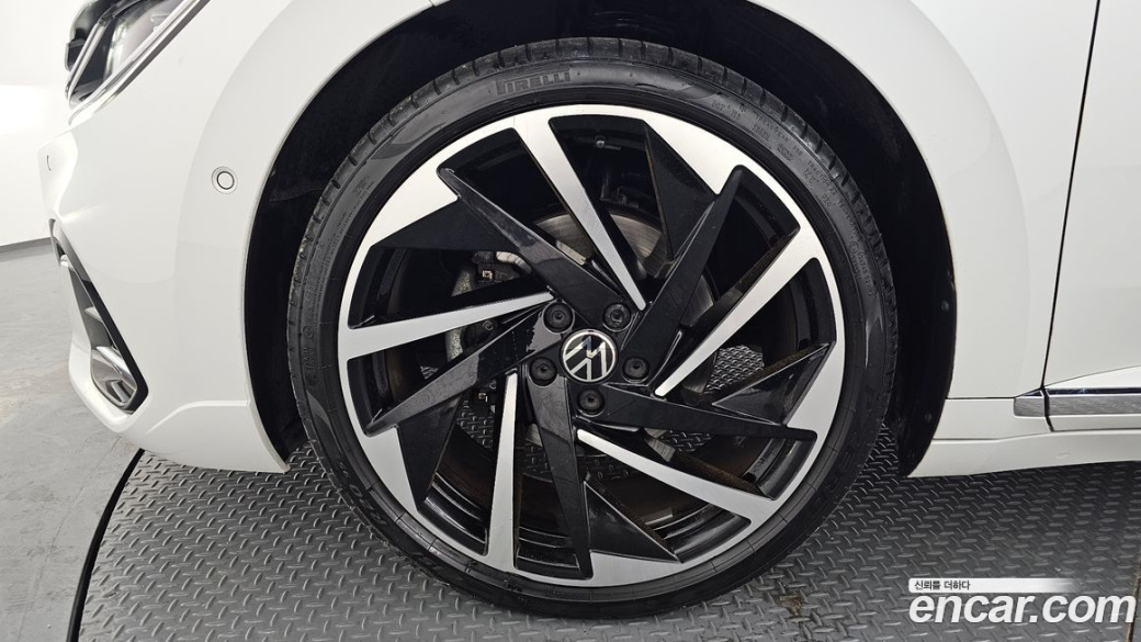 Volkswagen Arteon 2.0 TDI R-LIINE 4Motion, 2023