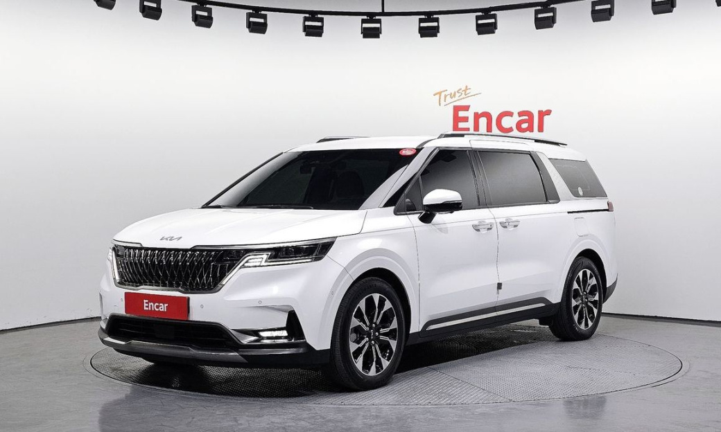 Kia Carnival 9-Seater Noblesse, 2023