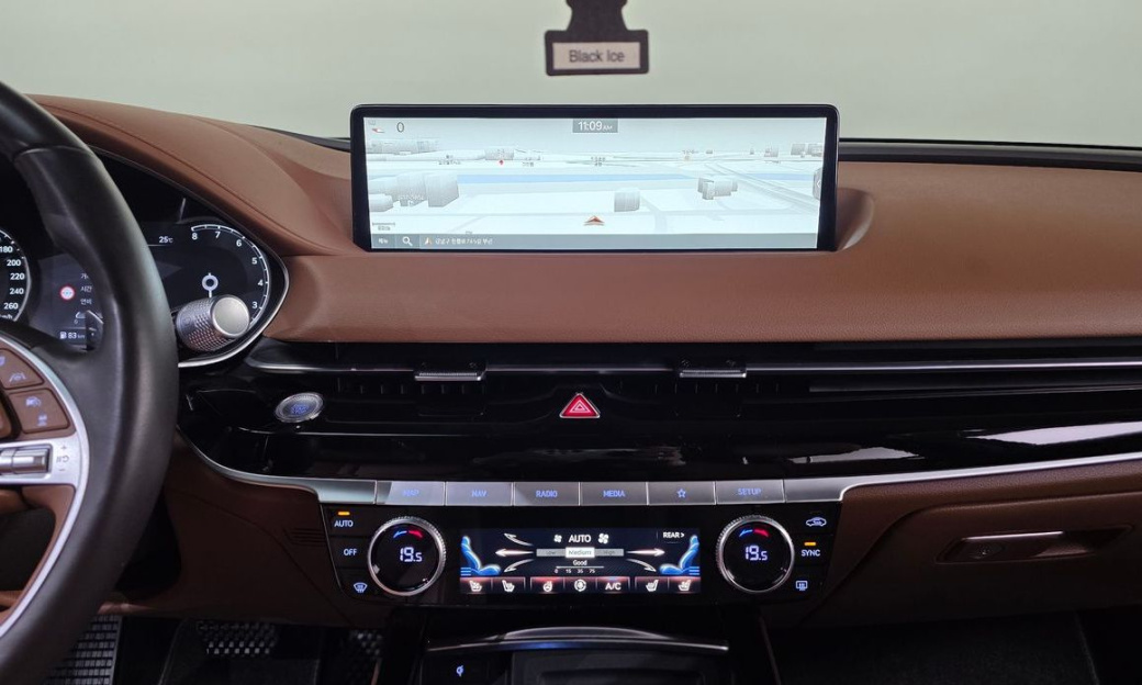 Genesis G80 Gasoline 2.5 Turbo AWD, 2024