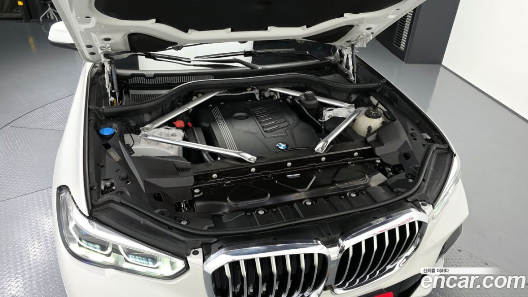 BMW X5 xDrive 40i M Sport, 2023