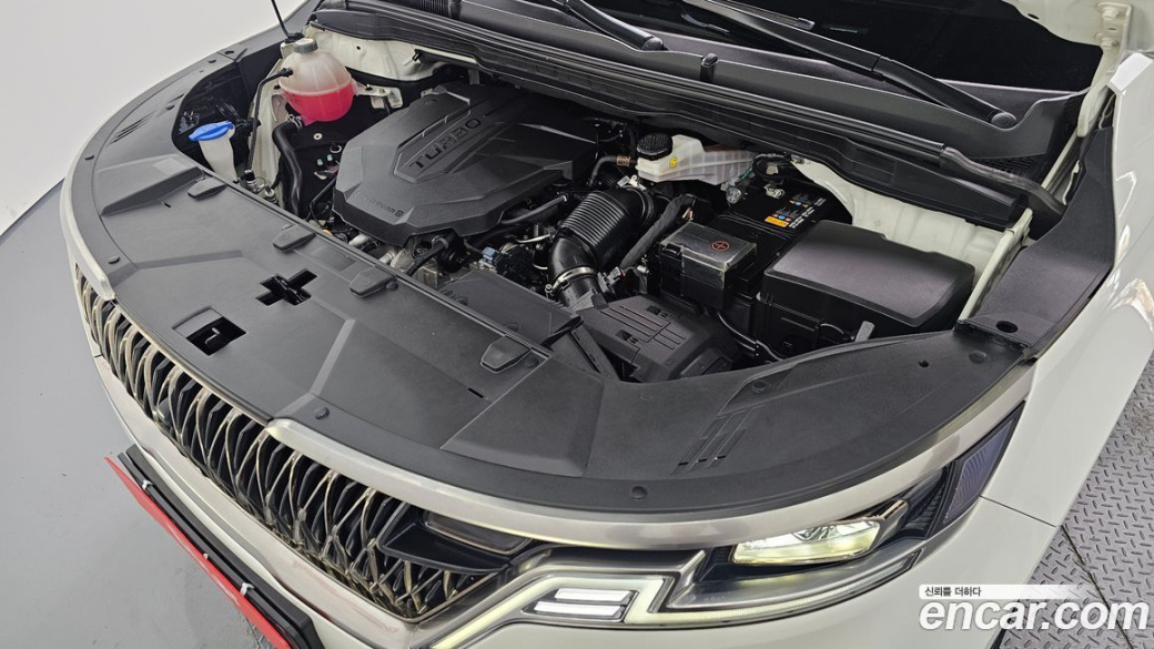 Kia Carnival 9-Seater Signature, 2023