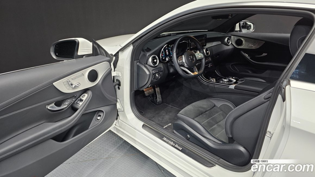 Mercedes-Benz C-Class C200 Coupe, 2023