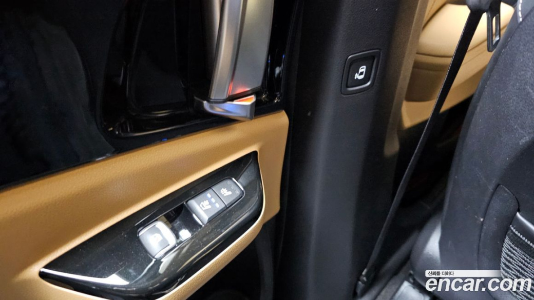 Kia Carnival 7-Seater Signature, 2023