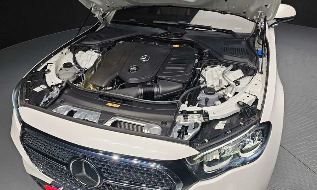 Mercedes-Benz E-Class E200 Avantgarde, 2025