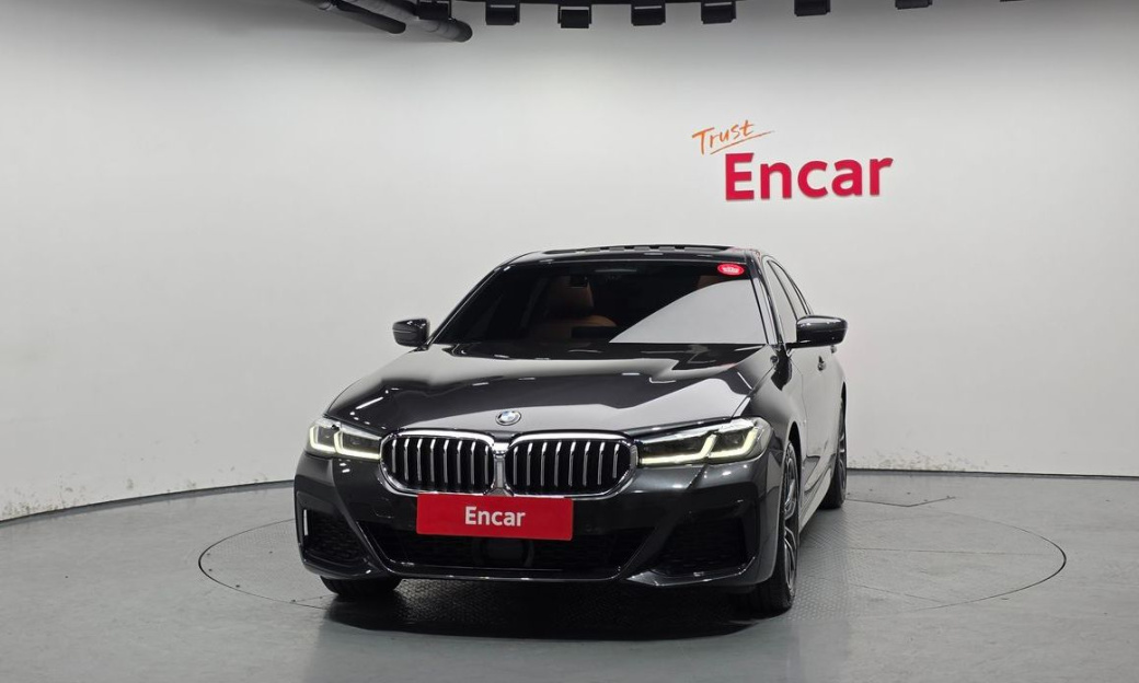 BMW 5-Series 520i M Sport, 2022