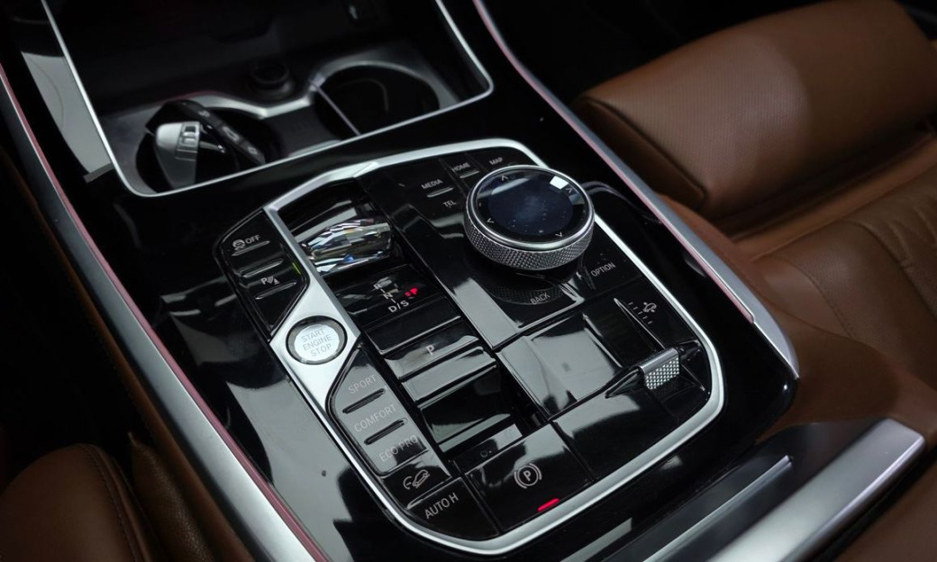 BMW X7 xDrive 40d M Sport 6STR, 2024