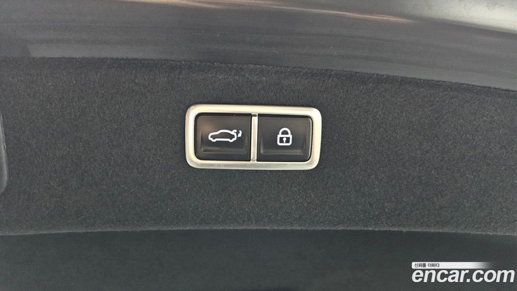 Genesis G80 Gasoline 2.5 Turbo AWD, 2025
