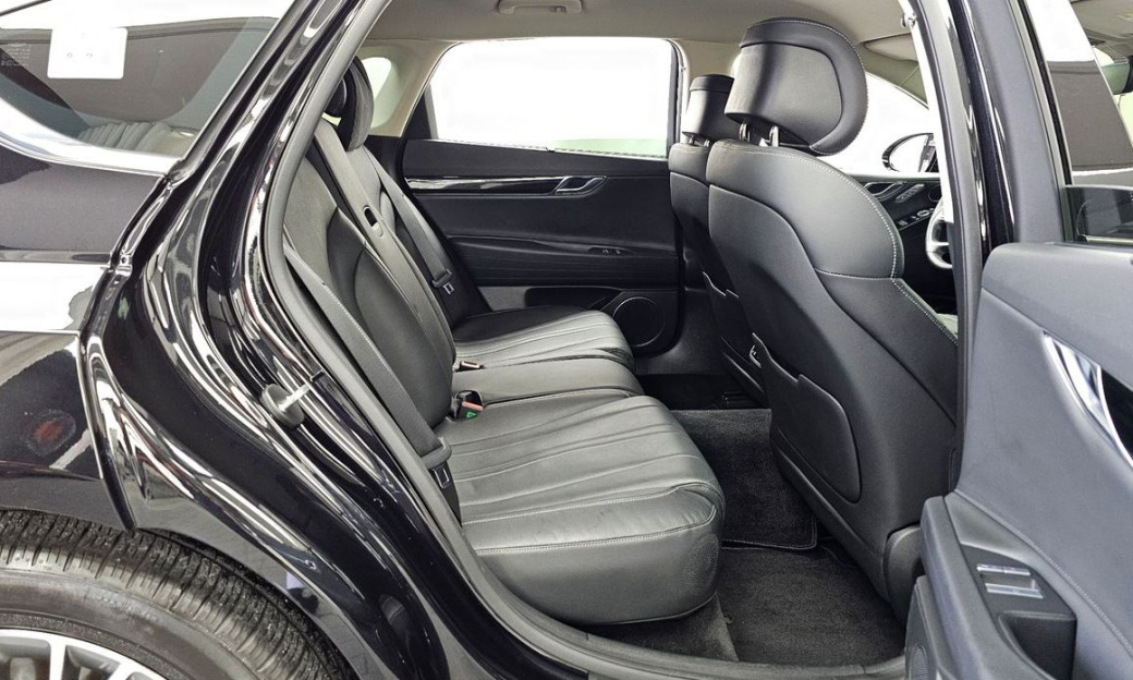 Genesis G80 Gasoline 2.5 Turbo AWD, 2024