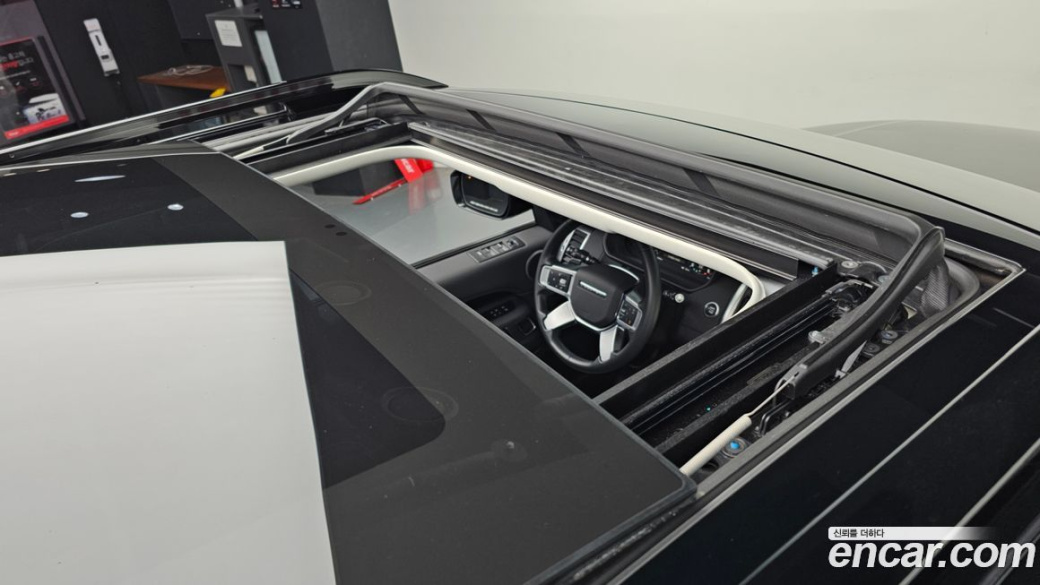 Land Rover Discovery D250 SE, 2023