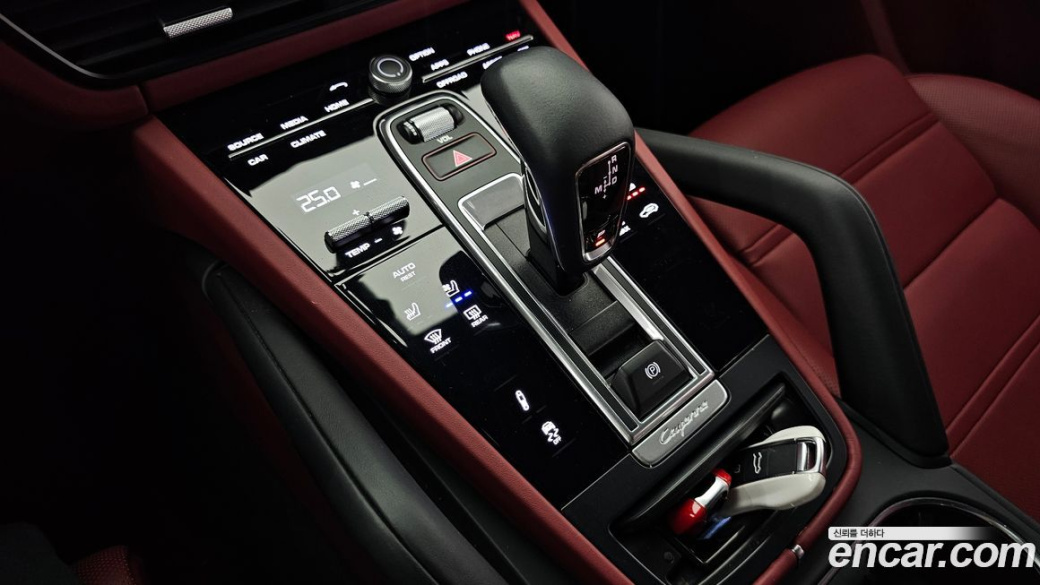 Porsche Cayenne 3.0, 2023