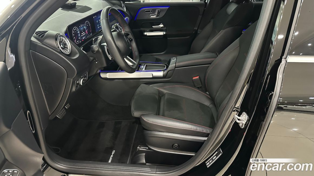 Mercedes-Benz GLB-Class GLB250 4MATIC, 2024