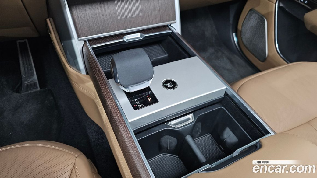 Land Rover Range Rover P530 Autobiography Long Wheel Base, 2025