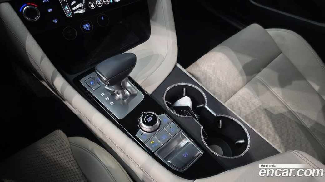 Genesis G70 Gasoline 2.5T 2WD, 2024