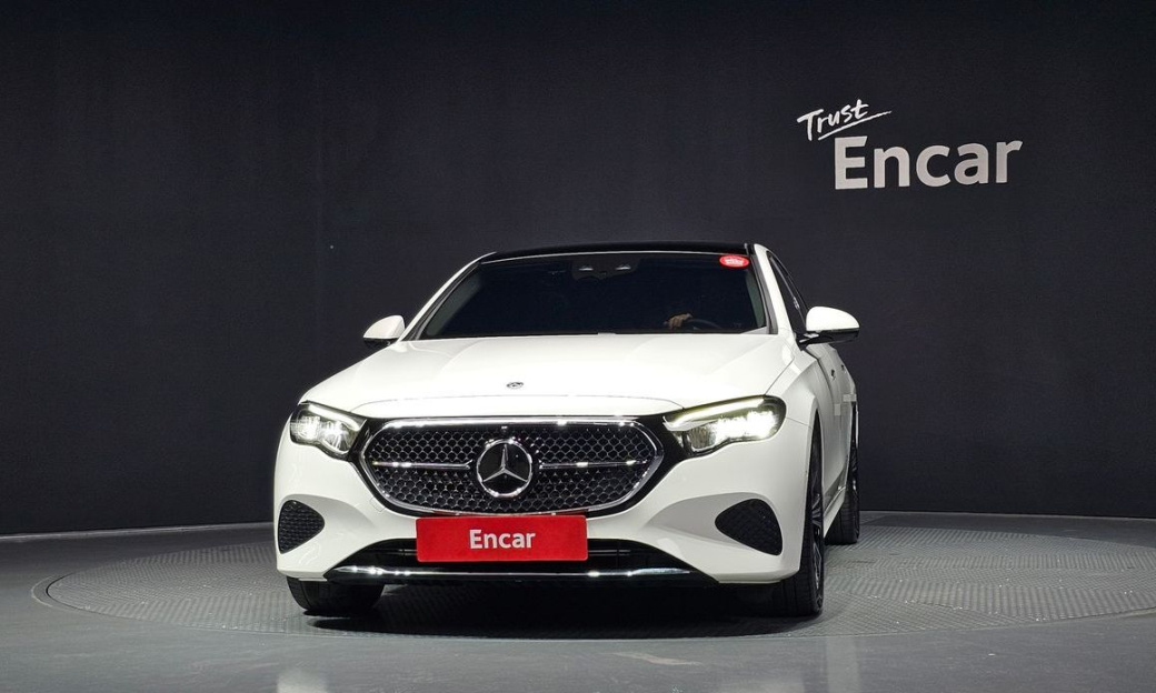 Mercedes-Benz E-Class E200 Avantgarde, 2024