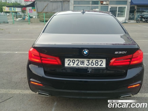 BMW 5-Series 530i M Sport Package Plus, 2019