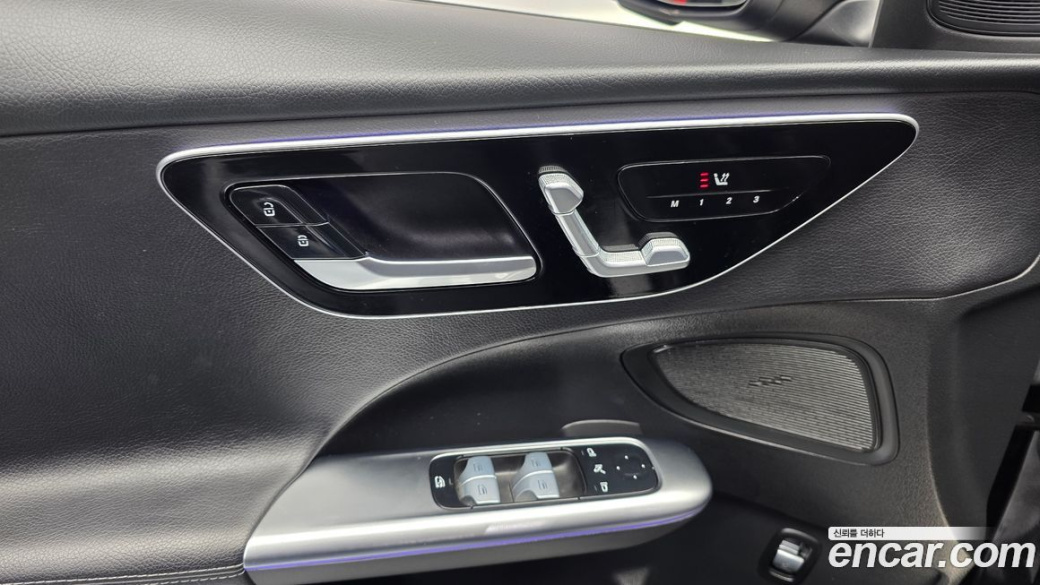 Mercedes-Benz C-Class C300 4MATIC Avantgarde, 2023