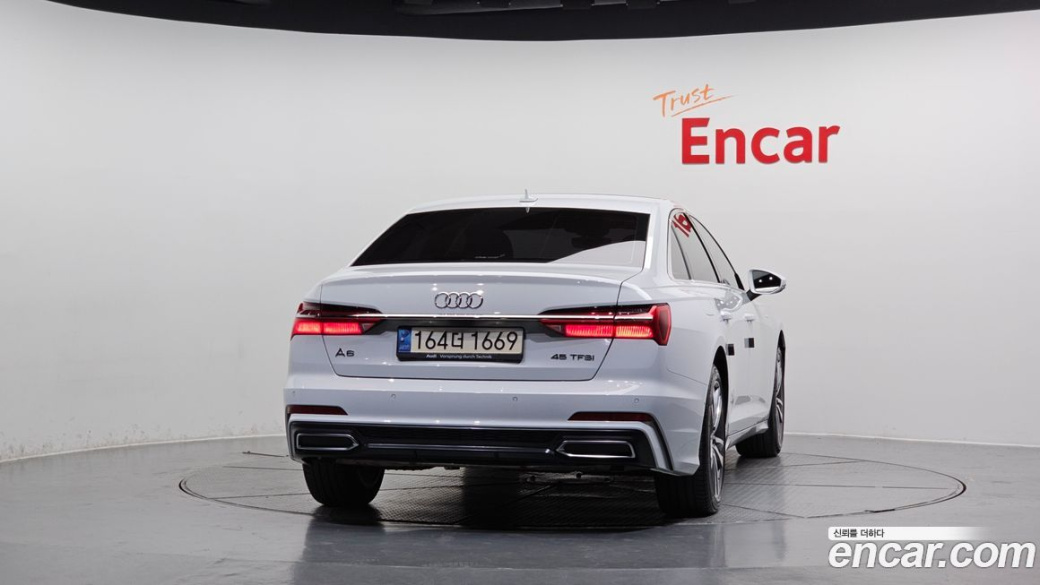 Audi A6 45 TFSI Premium, 2023