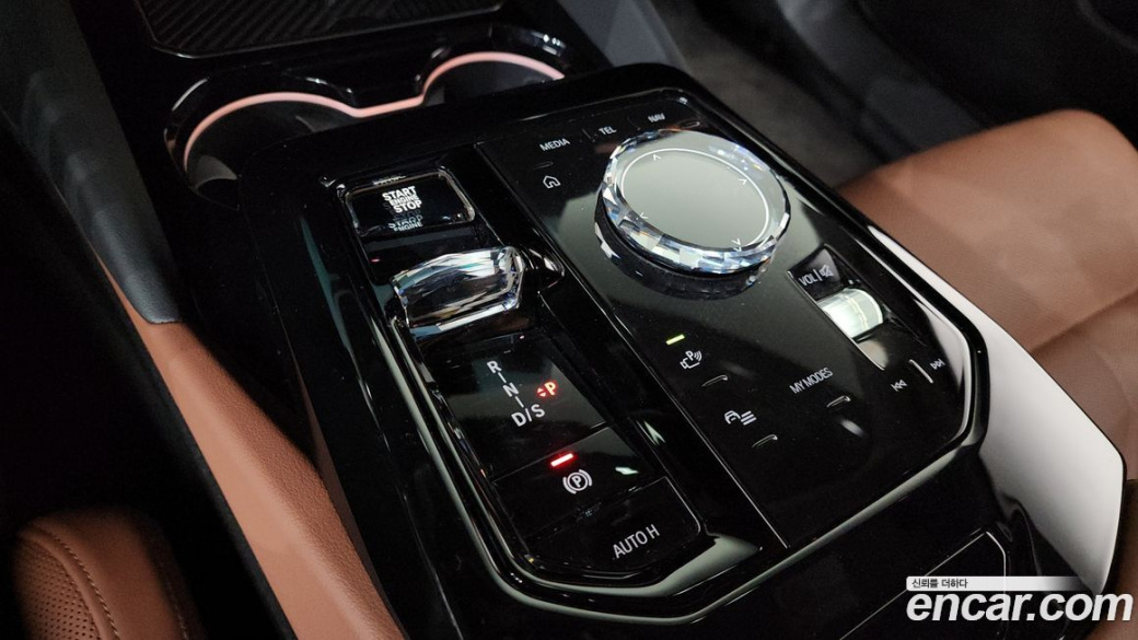 BMW 5-Series 530i xDrive, 2024