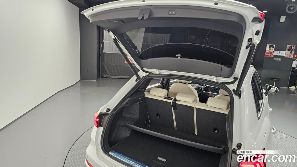 Audi Q3 35 TDI Quattro Premium, 2022
