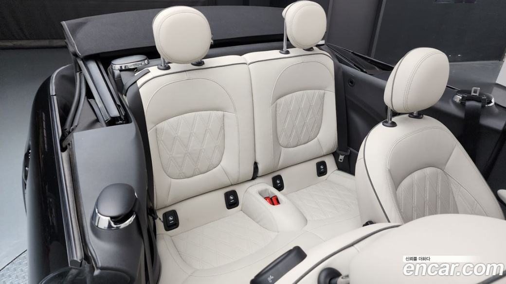 Mini Cooper Convertible Classic, 2023