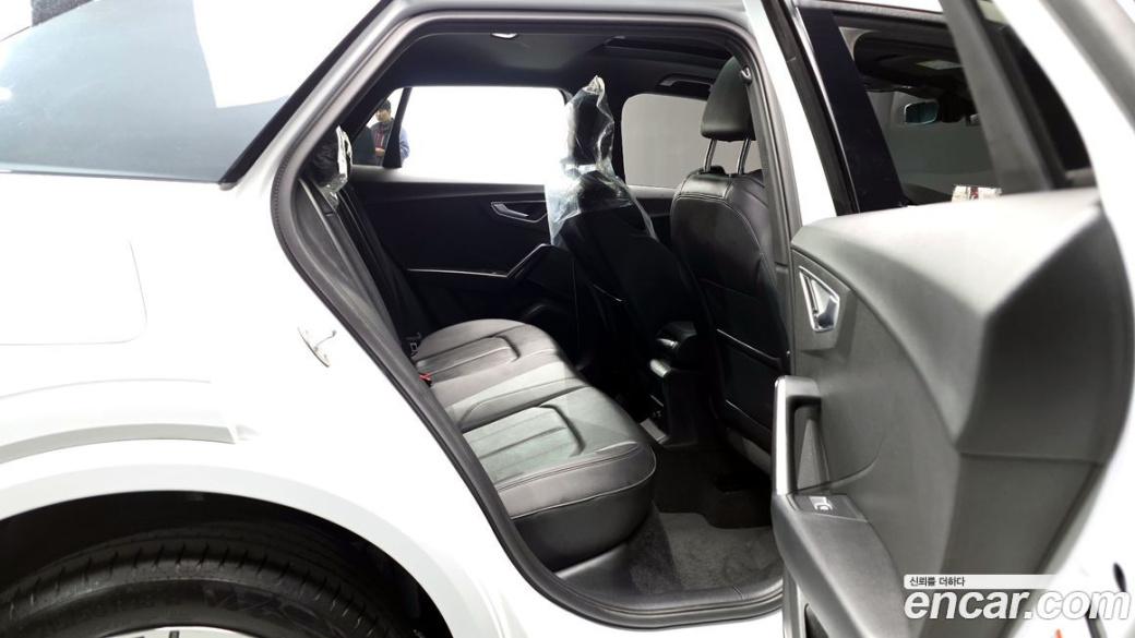 Audi Q2 35 TDI Premium, 2023