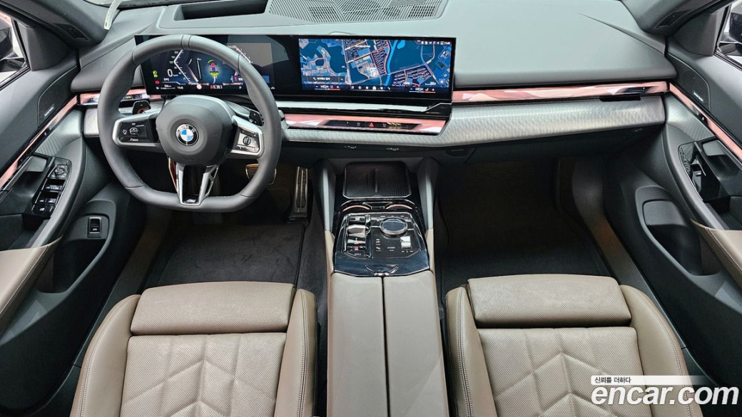 BMW 5-Series 520i M Sport, 2025