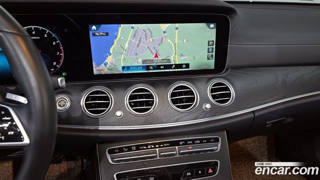 Mercedes-Benz E-Class E250 AMG Line, 2023