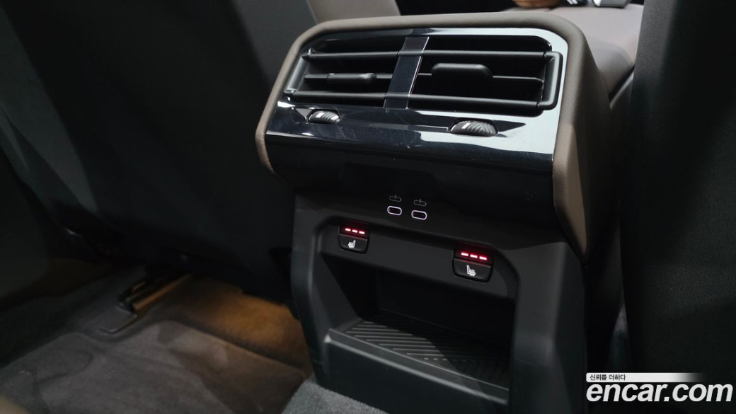 BMW 5-Series 520i M Sport, 2025